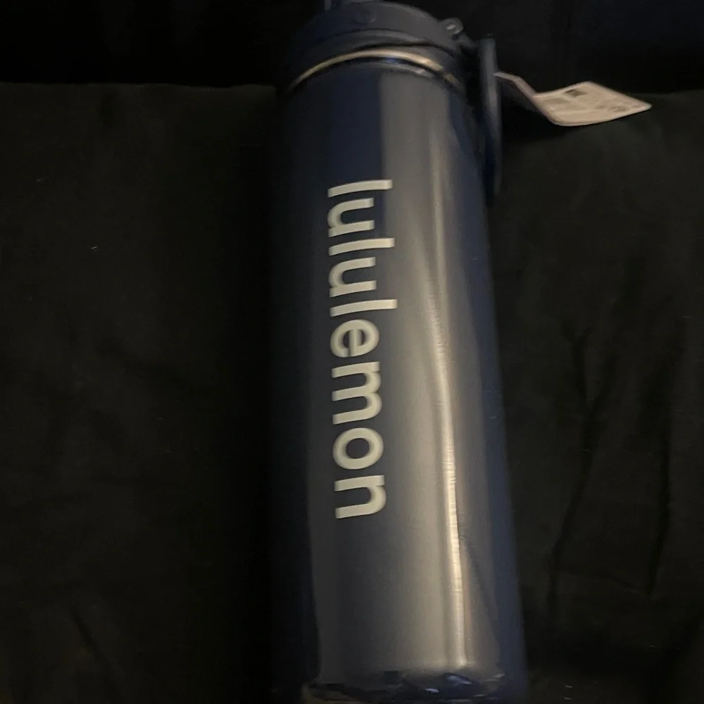 Lululemon Athletica Back to life Sport Water Bottle Club Blue Starch Blue 24oz - Picture 4 of 7